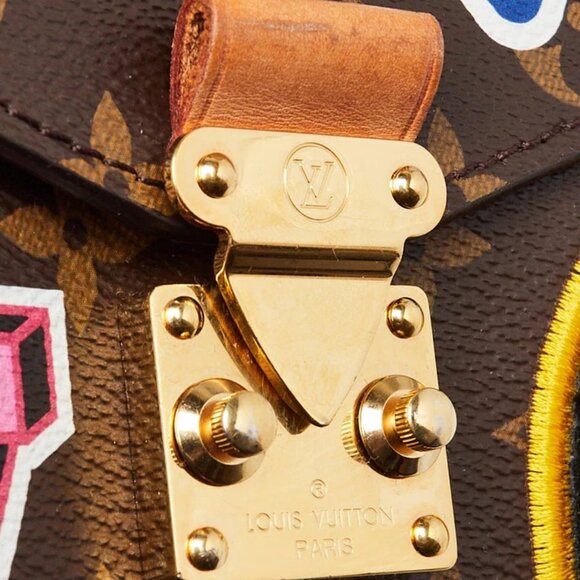 Louis Vuitton Monogram Canvas Patches Pochette Metis Bag - Picture 6 of 12